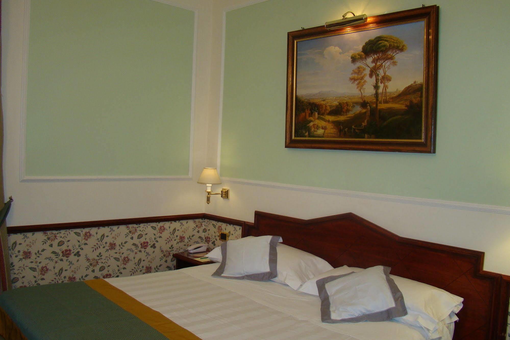 Hotel Britannia Rimini Marina Centro Екстер'єр фото